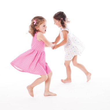 İki kız kardeş izole