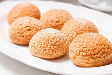 Krem puf choux tatlı