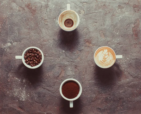 Etapy przygotowania cappuccino — Zdjęcie stockowe