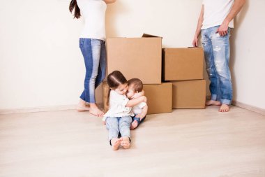 mutlu bir aile taşıma