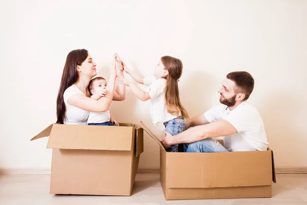 New home for family — Stock Photo, Image