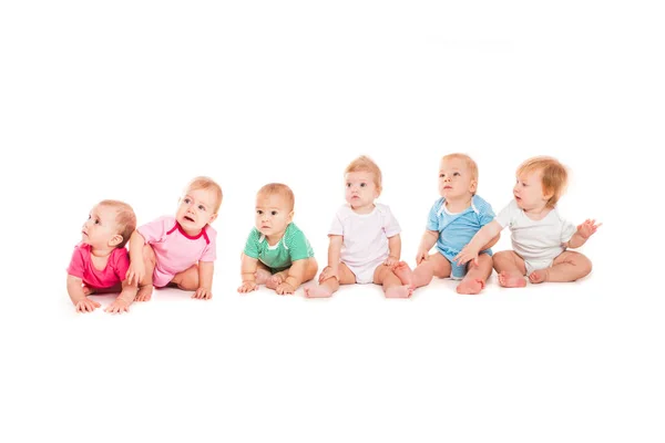 Grupo de seis bebés — Foto de Stock