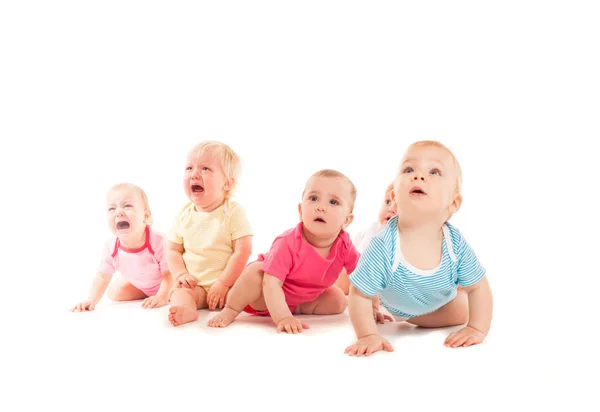 Плач немовлят ізольовані — стокове фото