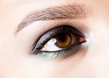 kahverengi göz moda makyaj