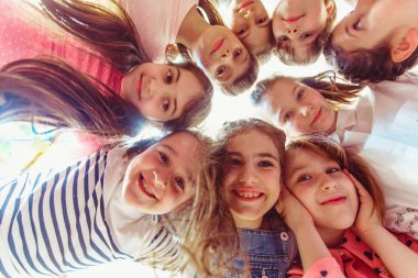 Sağlam çocukluk çağı dostluk