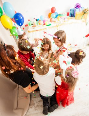 Animatör ile oyunlar 