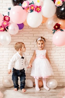 Bebeklerin romantik fotoğraf