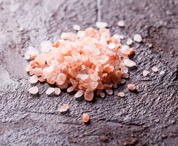 Çeşitli tupes tuzları