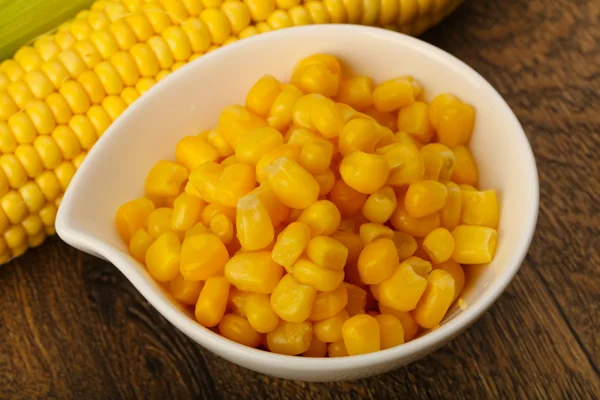 Sweet canned corn — Stock Photo, Image