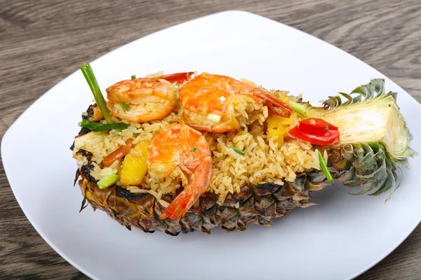 Rice with prawns in pineapple — Stock Photo, Image