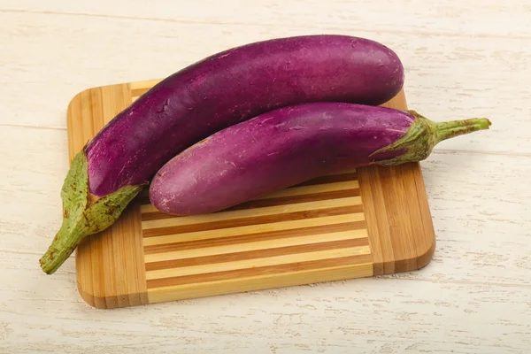 Raw violet eggplant — Stock Photo, Image