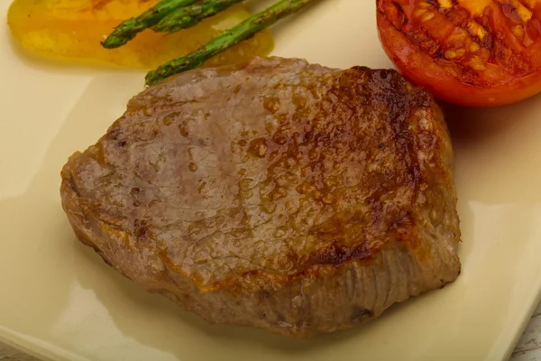 Grilled beef steak — Stock Photo, Image