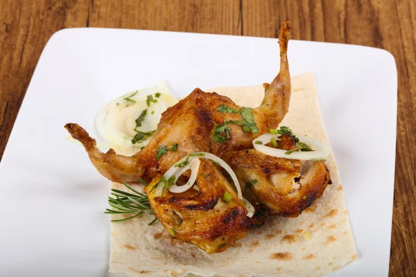 lezzetli ızgara bıldırcın