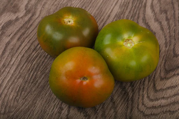 Tomates negros Kumato —  Fotos de Stock