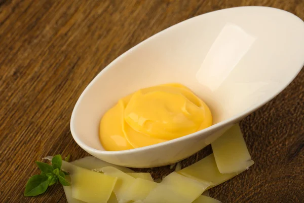 Deliciosa salsa de queso —  Fotos de Stock