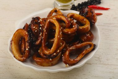 Kalamar teriyaki yüzük