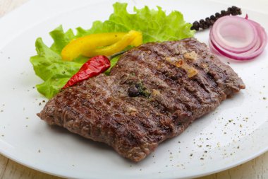 Izgara biftek.
