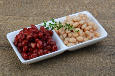 Beyaz ve kırmızı böbrek