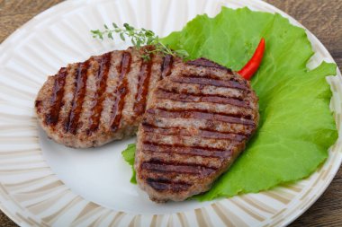 Izgara burget Beşamel sos