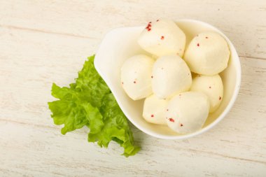 MIDI Mozzarella topları