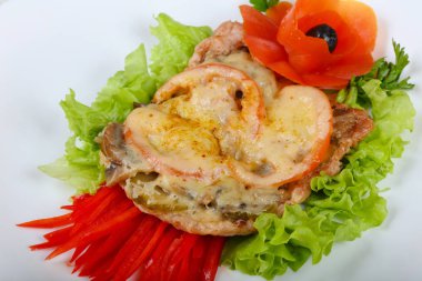 Tavuk mantar ve peynir ile