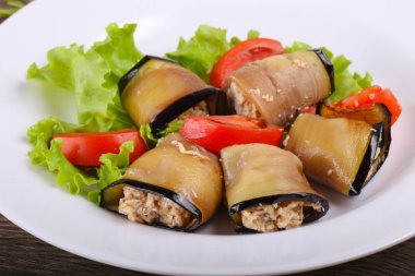 Lezzetli patlıcan böreği