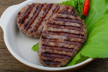 Izgara burget Beşamel sos