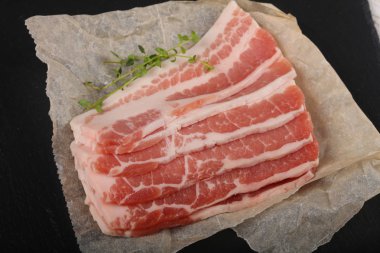 Ham dilimlenmiş jambon