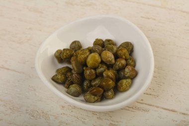 Kabın içinde turşu Kapari 