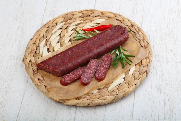 Smaczny suche salami — Zdjęcie stockowe