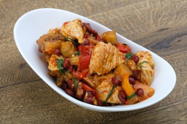 Fasulye ve domates ile Türkiye