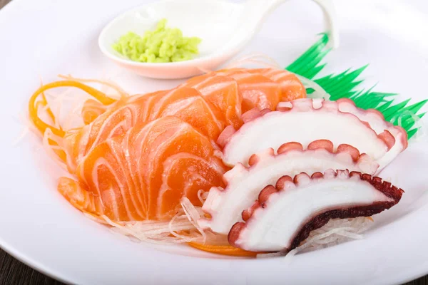 Salmon and Octopus sashimi — Stock Photo, Image