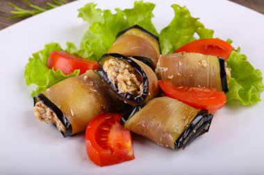 Lezzetli patlıcan böreği