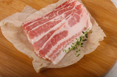 Ham dilimlenmiş jambon