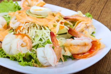 lezzetli karides kokteyl