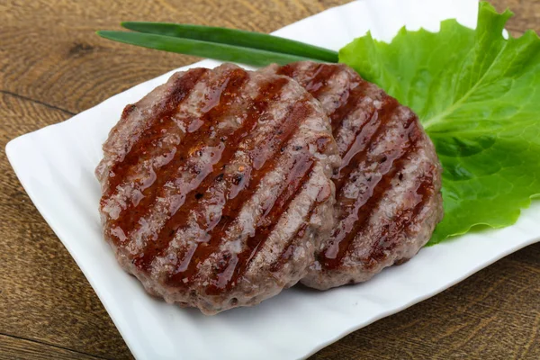 Chuletas de hamburguesa a la plancha —  Fotos de Stock