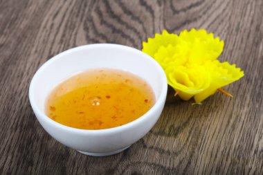 Tatlı sos kabın içinde