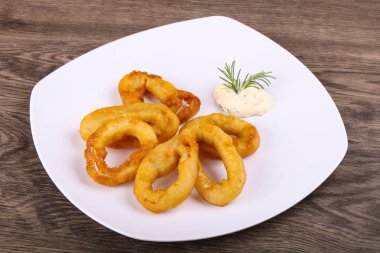 Sıcak çıtır kalamar Tempura