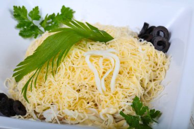 Lezzetli kalamar salatası 