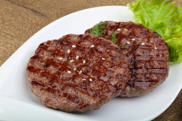 Chuletas de hamburguesa a la plancha —  Fotos de Stock