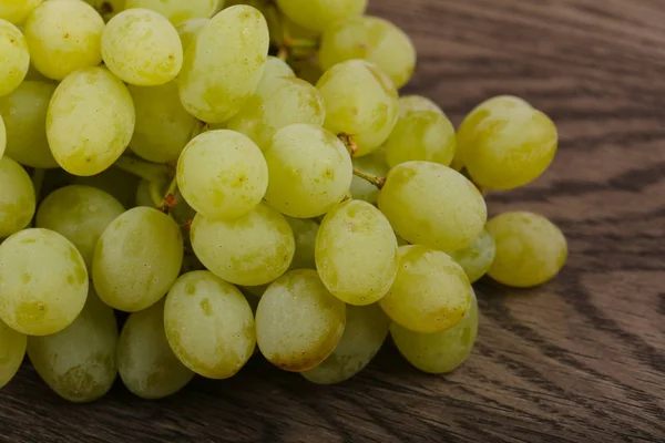 Sweet yellow grape — Stock Photo, Image