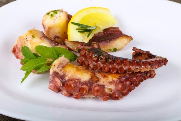 Tasty Grilled octopus — Stock Photo, Image