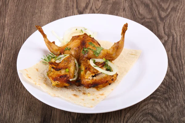 lezzetli ızgara bıldırcın