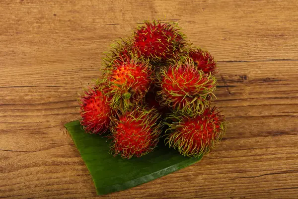 Fresh ripe Rambutan — Stock Photo, Image
