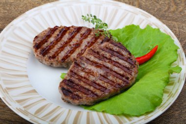 Izgara burget Beşamel sos