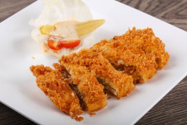 Peynirli gevrek domuz eti