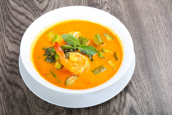 Karides ile baharatlı köri