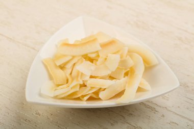 Tatlı Hindistan cevizi cips