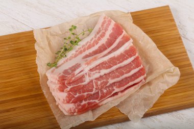 Ham dilimlenmiş jambon