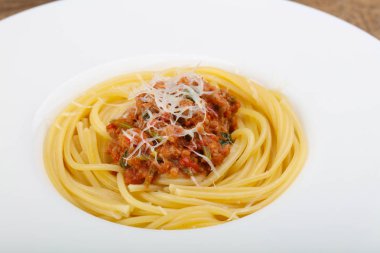 Lezzetli spagetti Bolonez